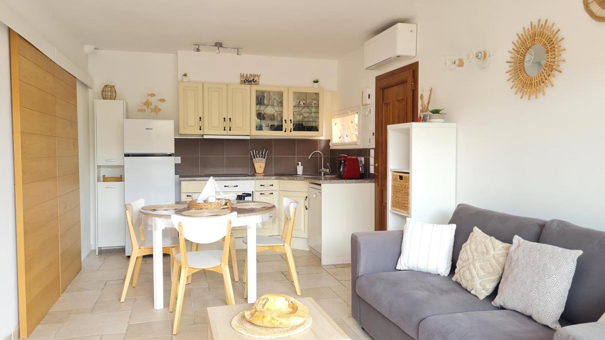 Bel Appartement Renove, Avec Terrasse Et Piscine La Croix-Valmer Buitenkant foto